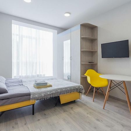 Акварель Затишні Смарти Метро Видубичі Kiew Exterior foto